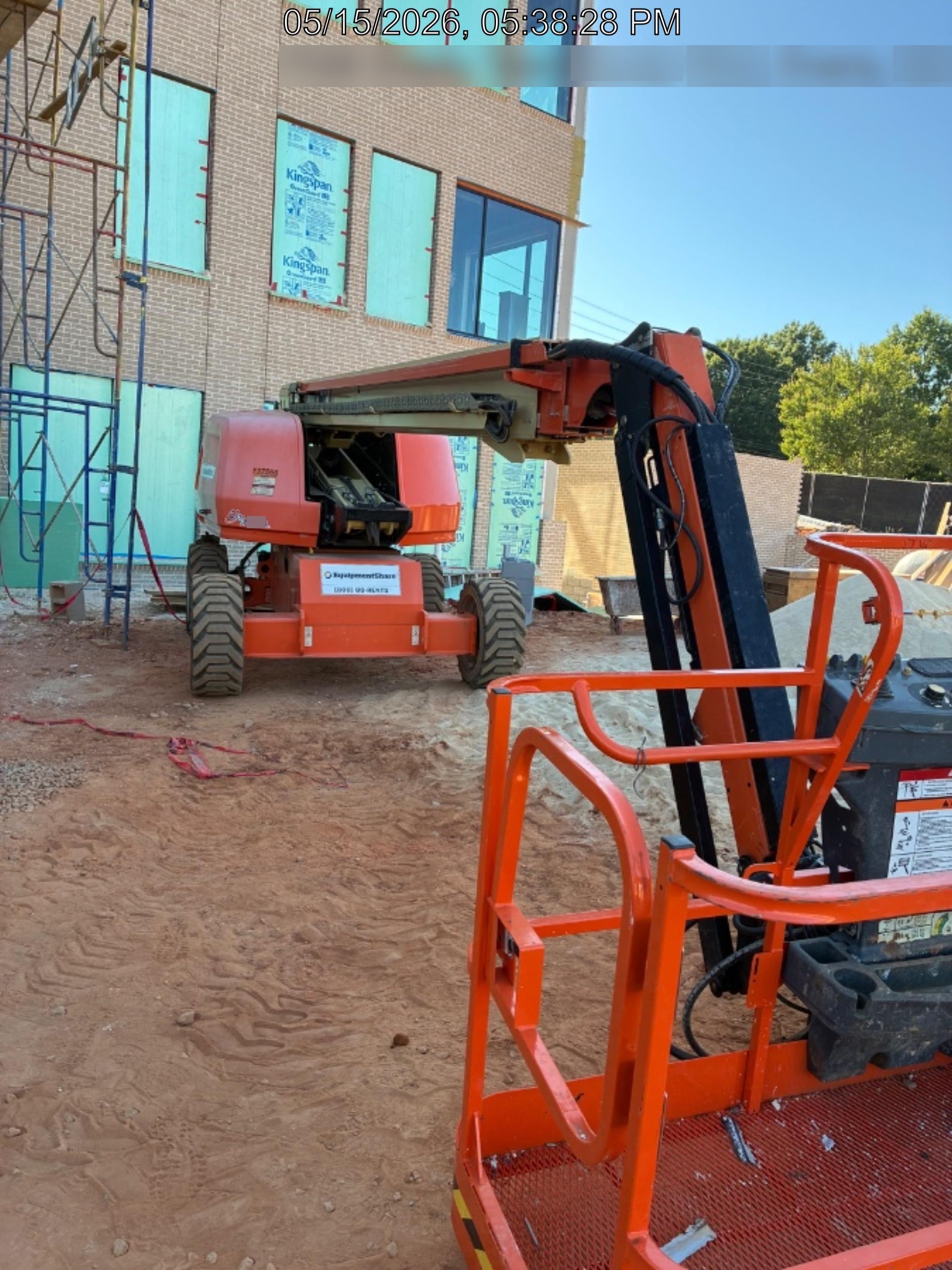 2021 JLG 660SJ