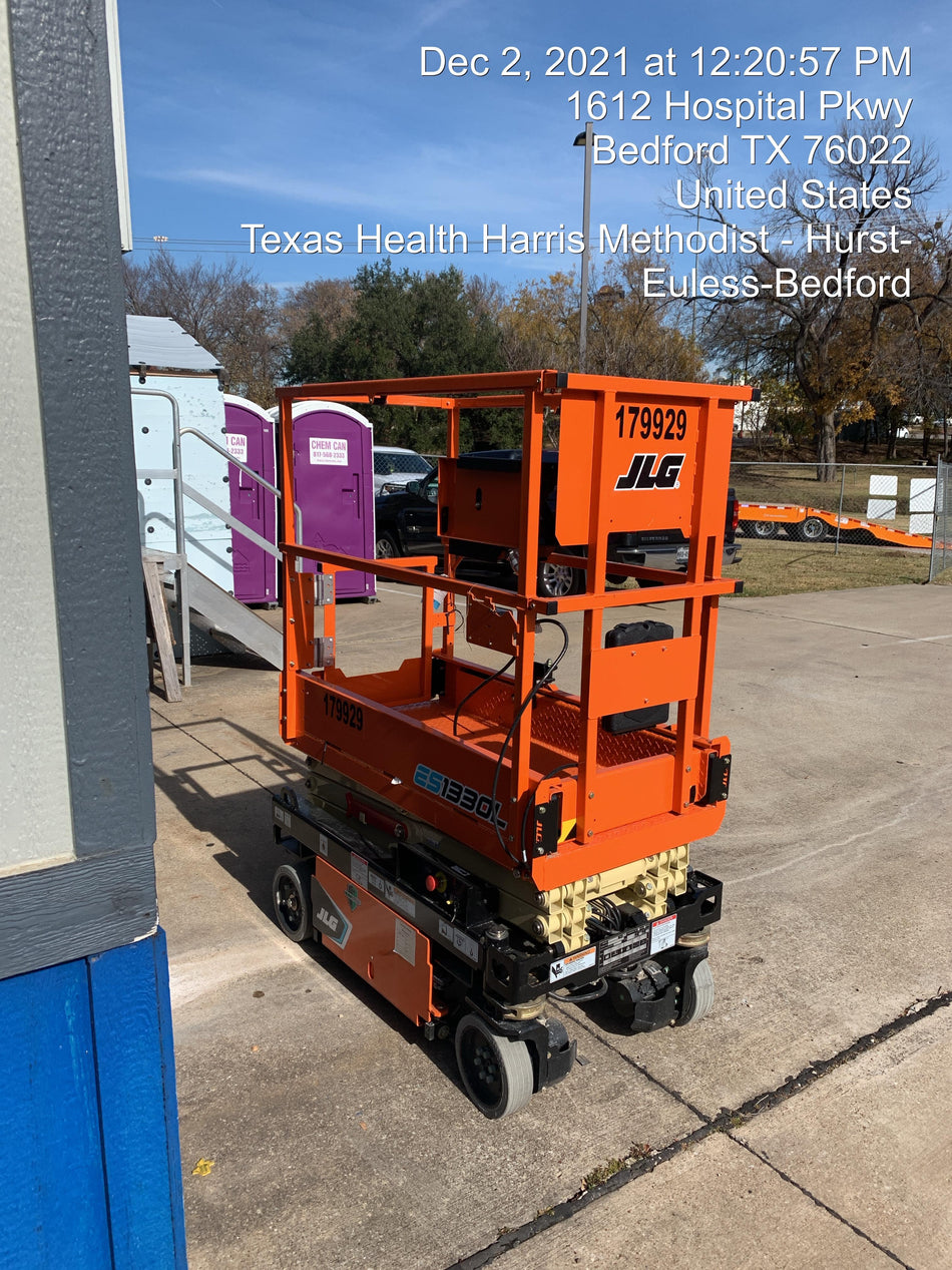 2021 JLG ES1330L