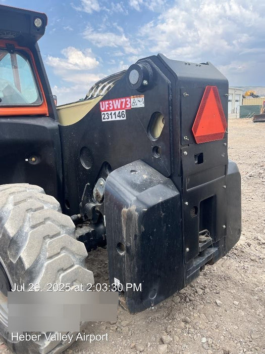 2022 JLG 1732