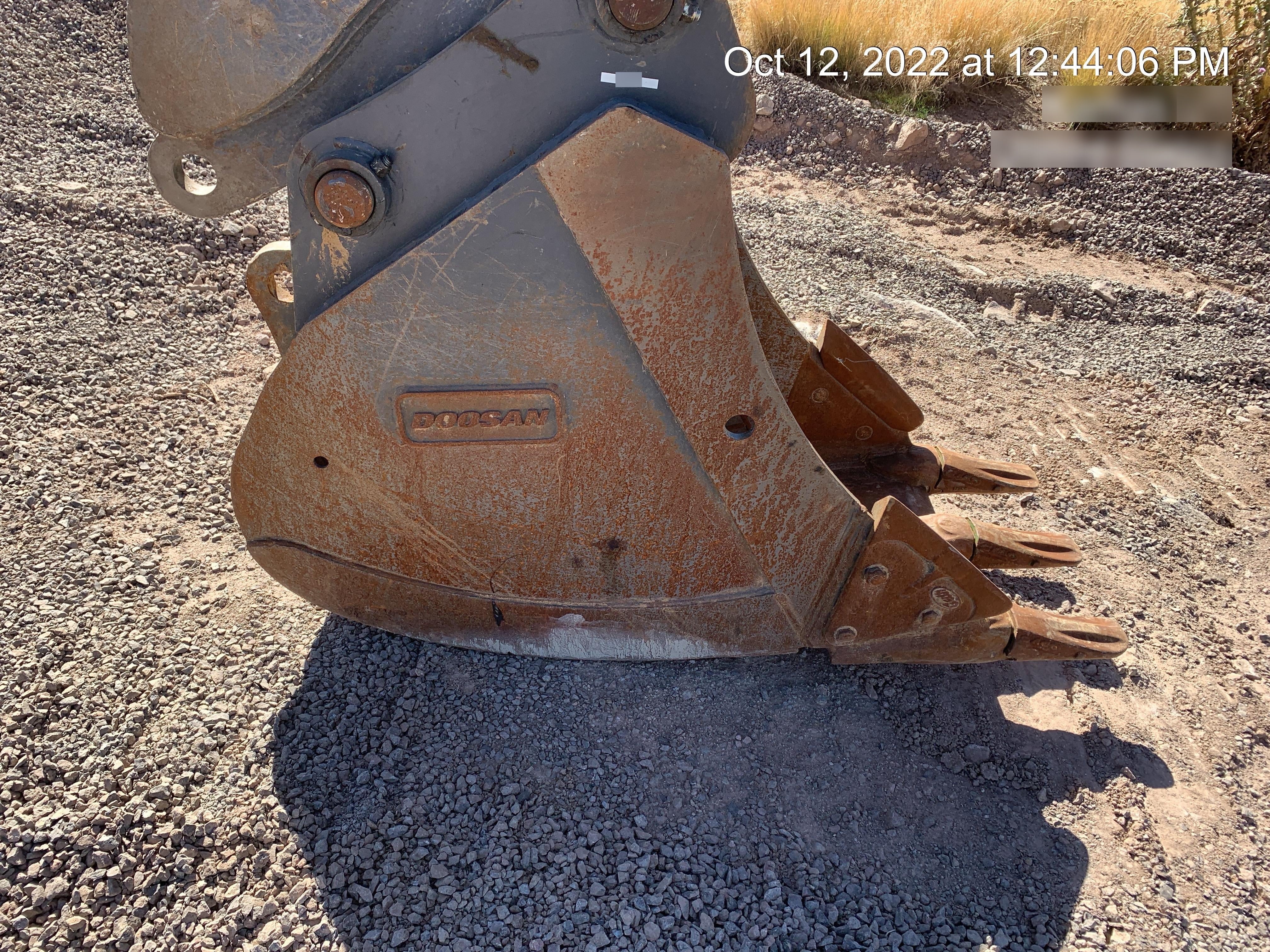 2020 DOOSAN 24" Bucket-Doosan