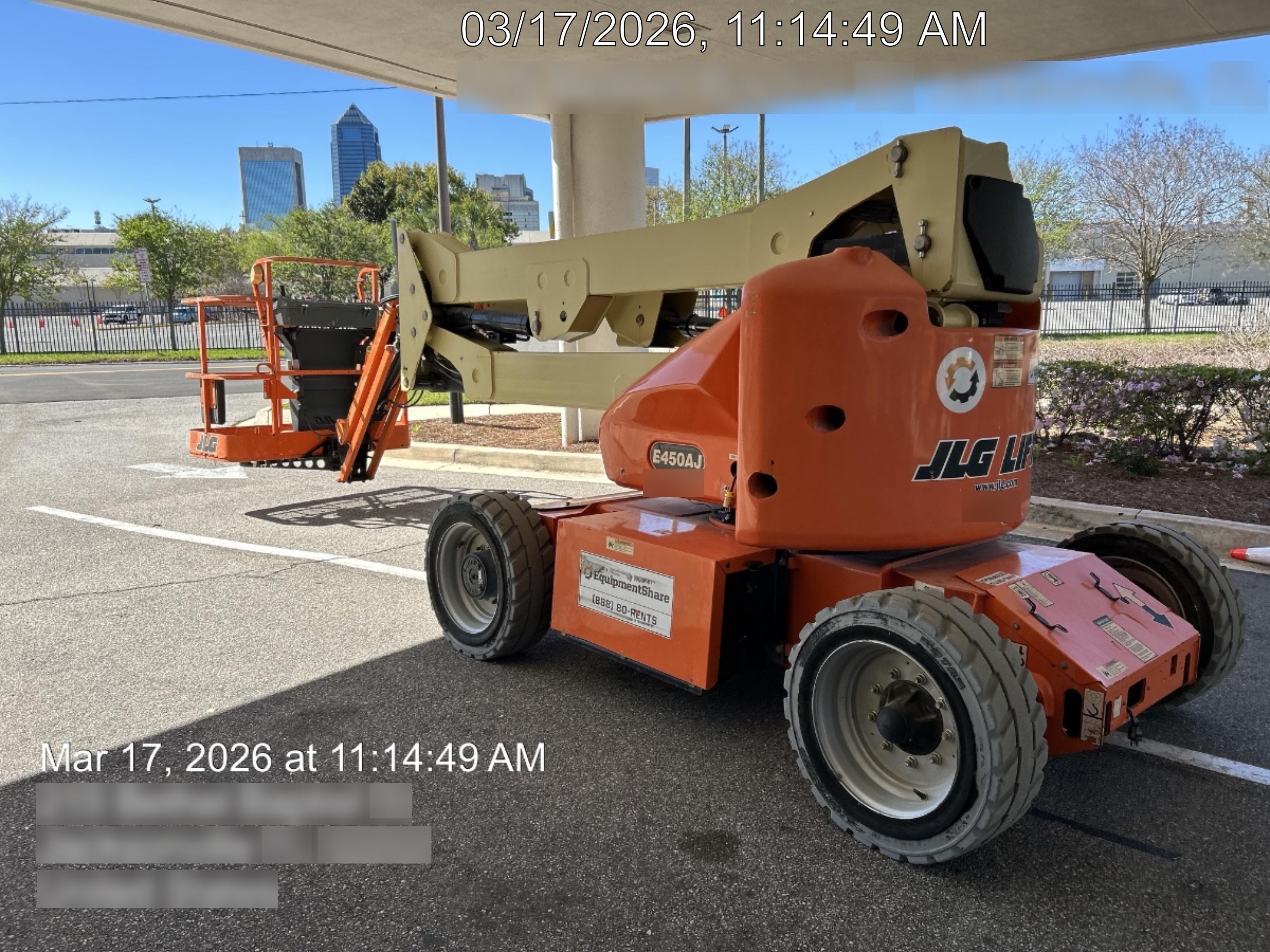 2019 JLG E450AJ