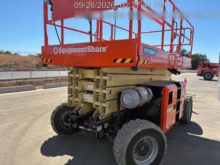 2025 JLG RT4394