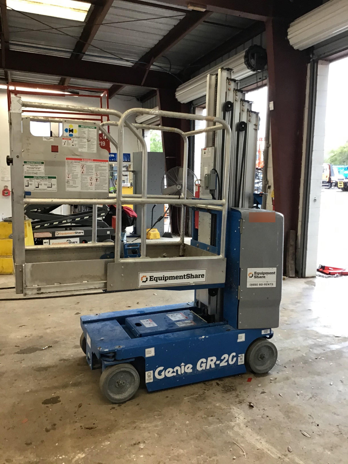 2019 GENIE GR-20