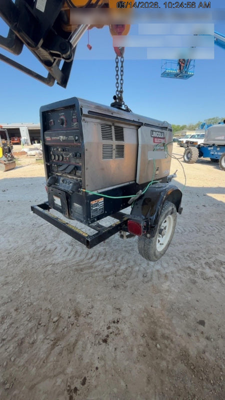 2019 Lincoln Electric Vantage 322 Welder Ready-Pak 3, Two wheel trailer, Fender and Light kit, Cable Rack