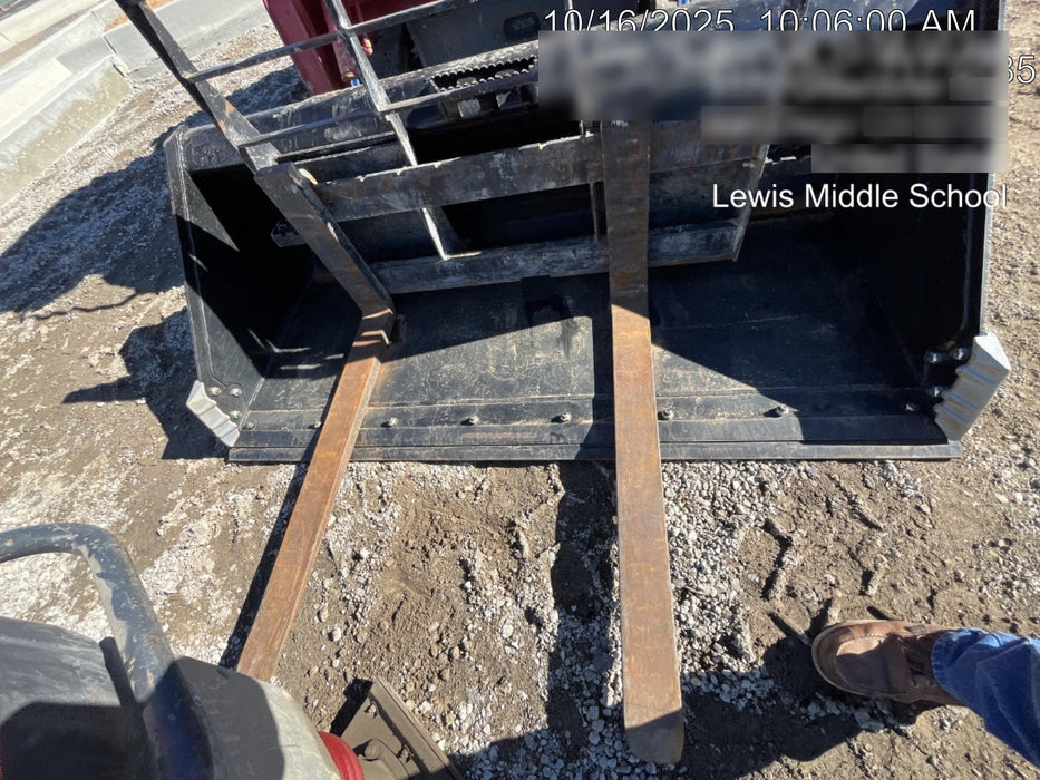 2022 ARROW MATERIAL HANDLING FS5100CB - 72"