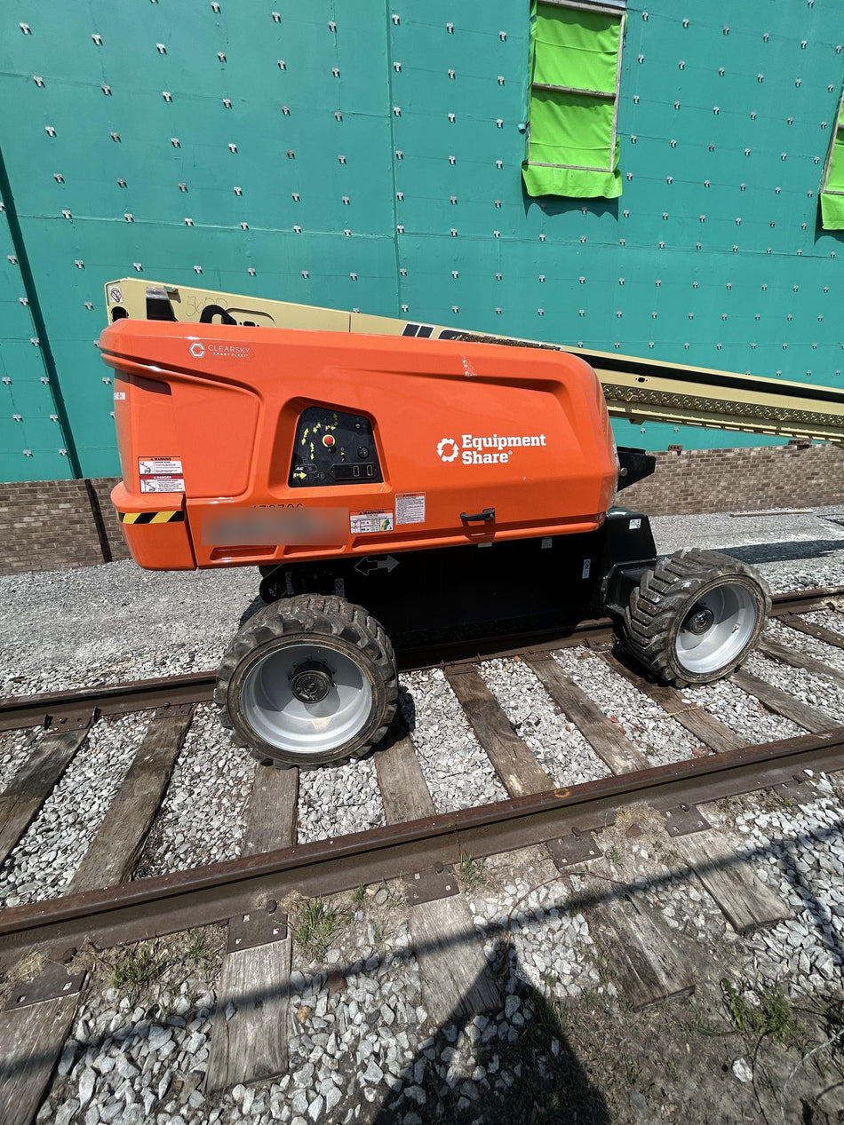 2024 JLG 660SJ
