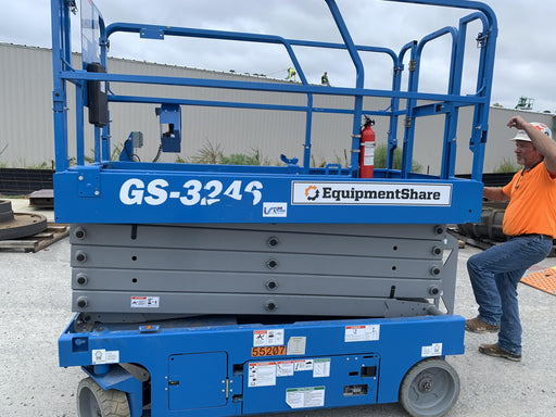 2019 Genie GS-3246 Folding rails with full height swing gate