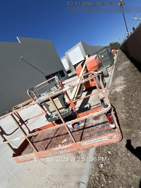 2021 JLG 400S