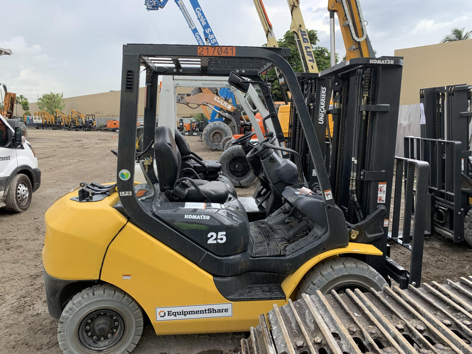 2022 KOMATSU FG25T-16