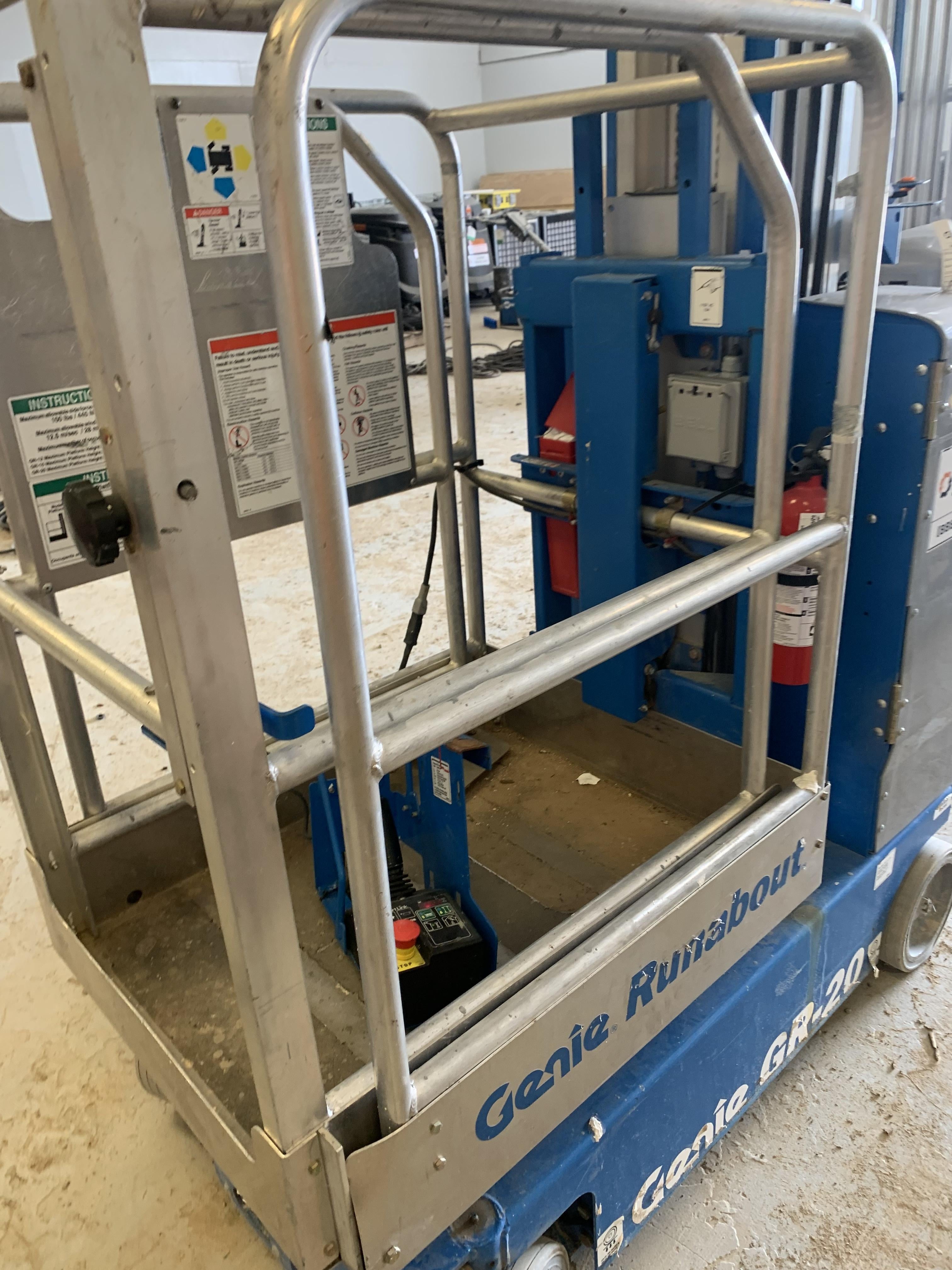 2020 GENIE GR-20