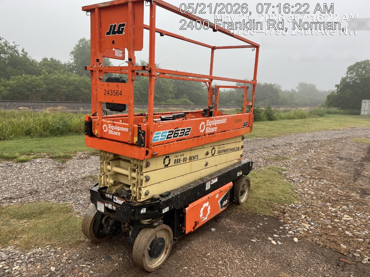 2022 JLG ES2632