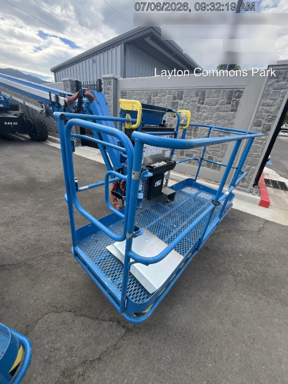 2024 GENIE S-85 XC