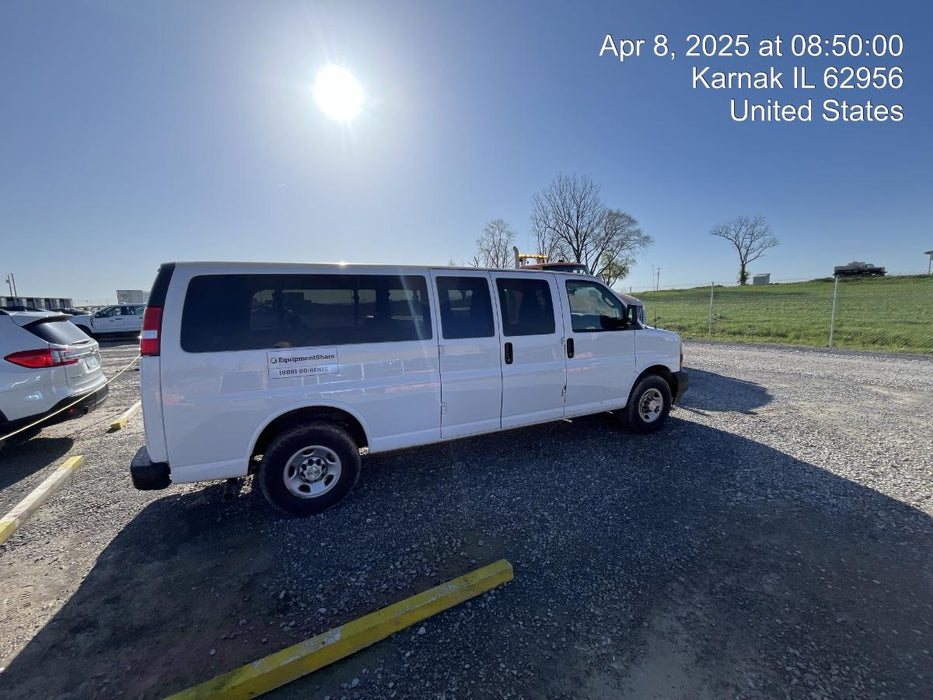 2023 CHEVROLET Express Van - Rental