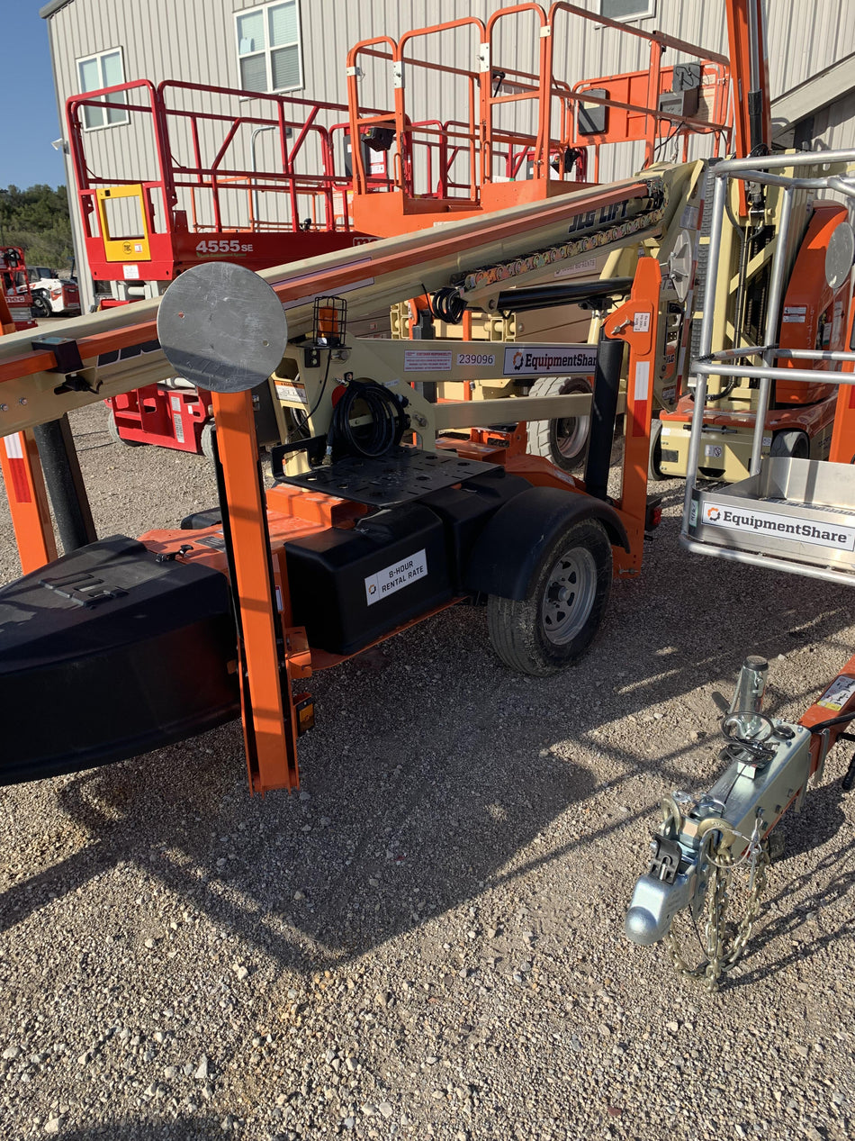 2022 JLG T350