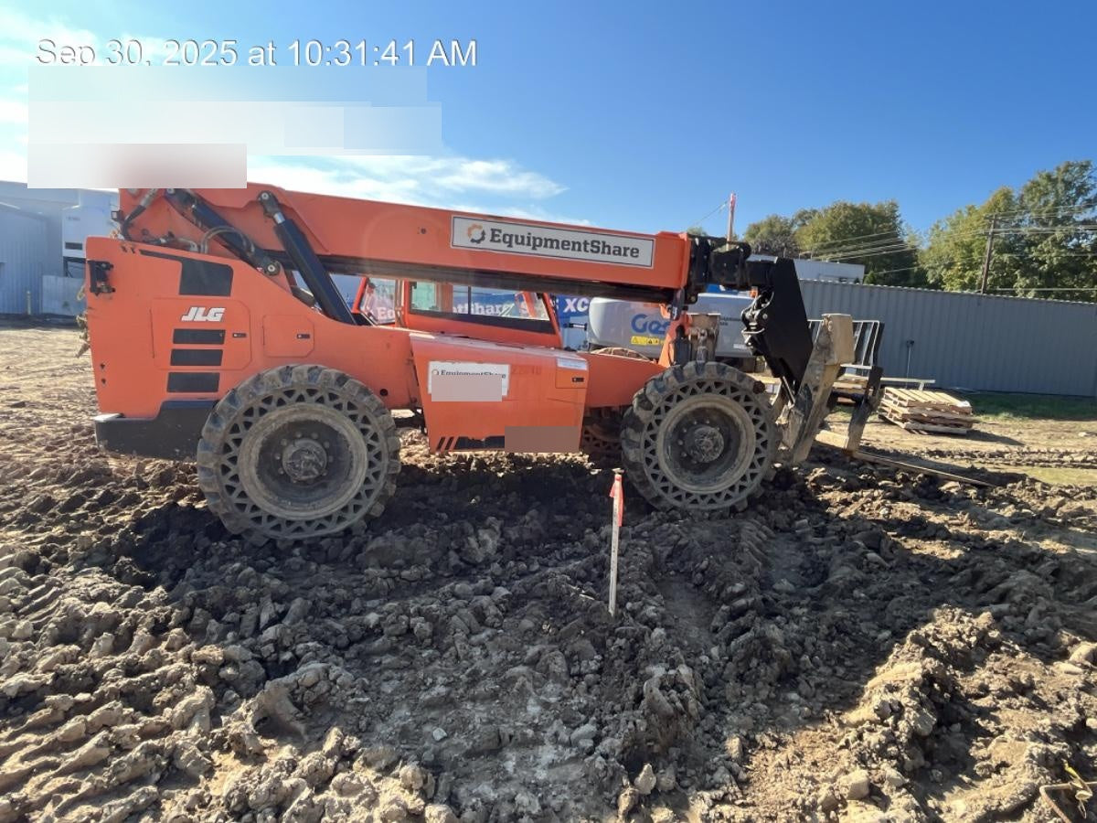 2019 SKYTRAK 10054