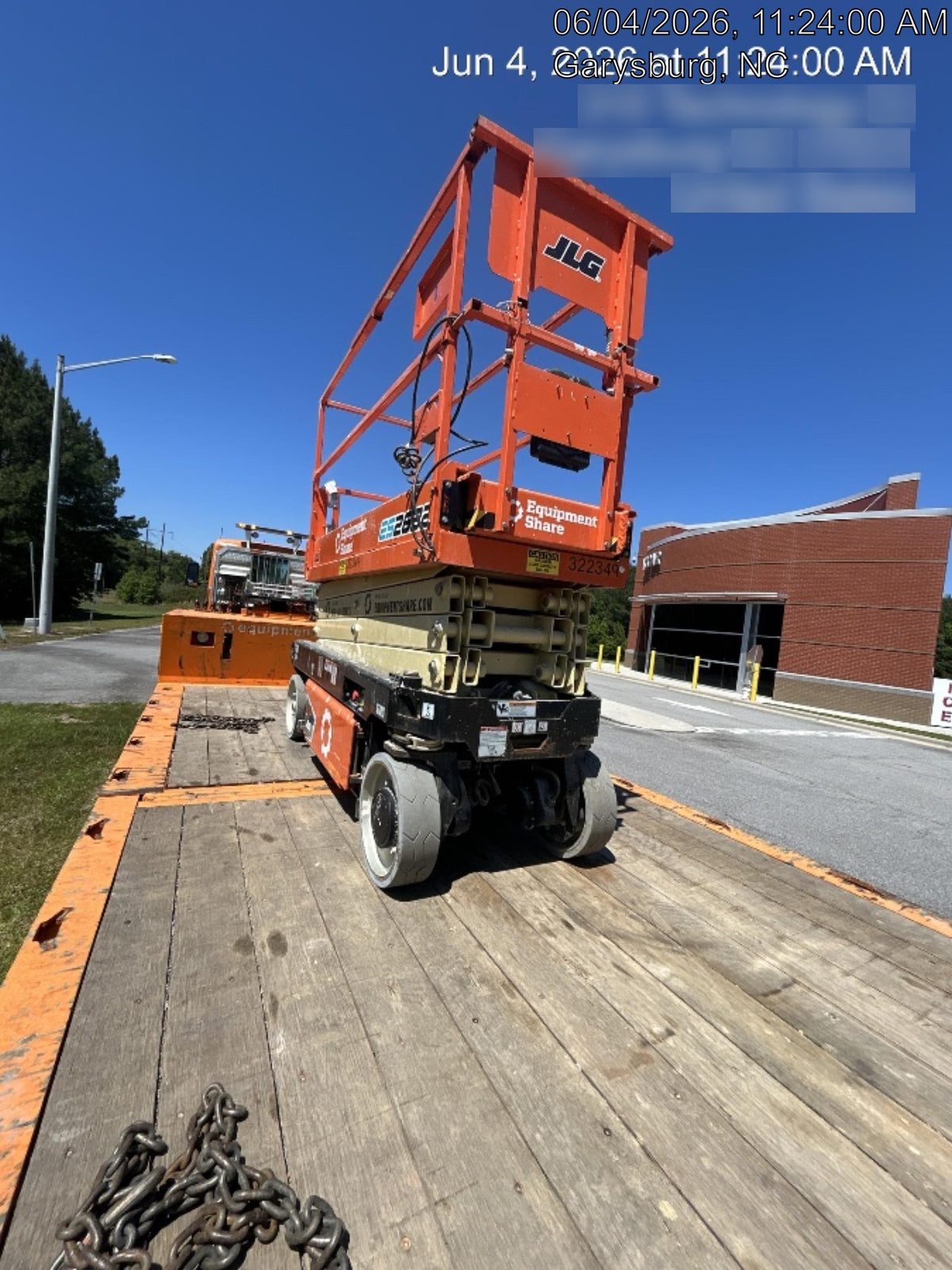 2023 JLG ES2632