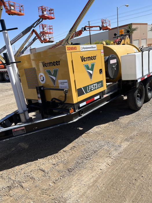 2022 VAC-TRON LP573XDT