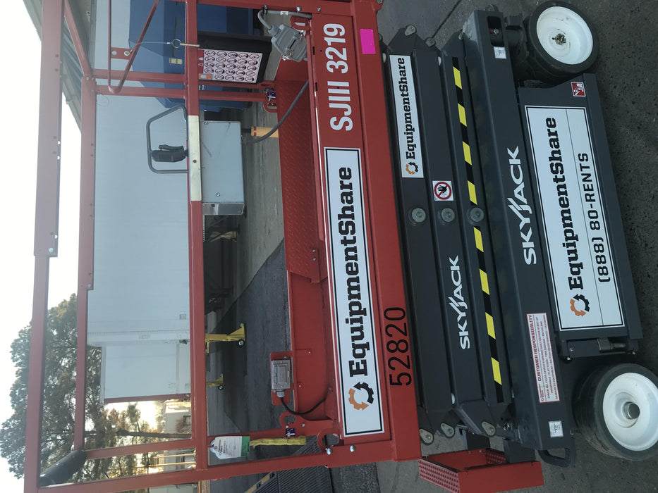 2019 Skyjack SJIII-3219 Standard Options, Trojan Batteries