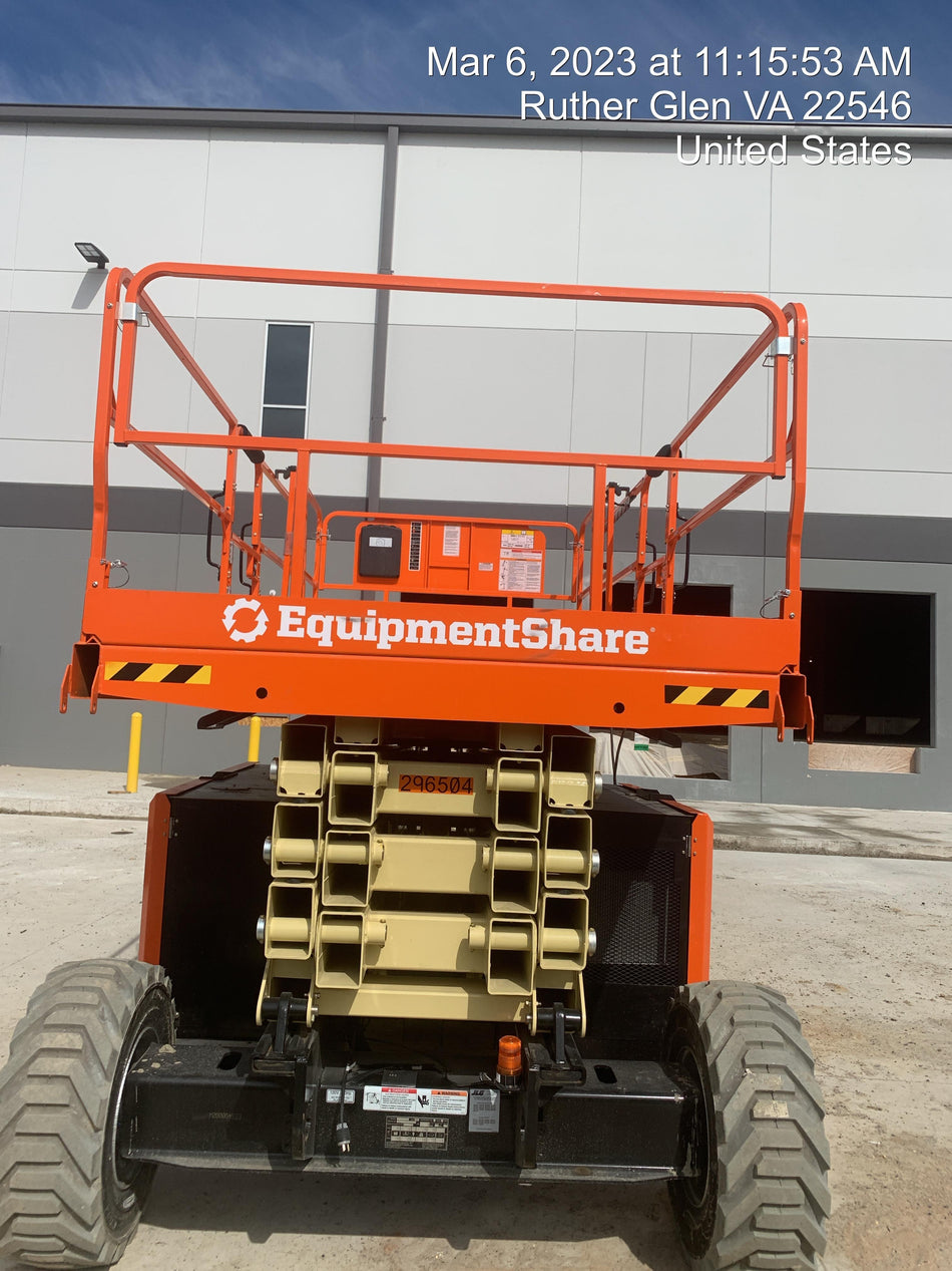 2023 JLG RT4394