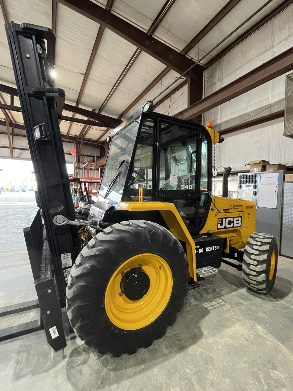 2025 JCB 940-4