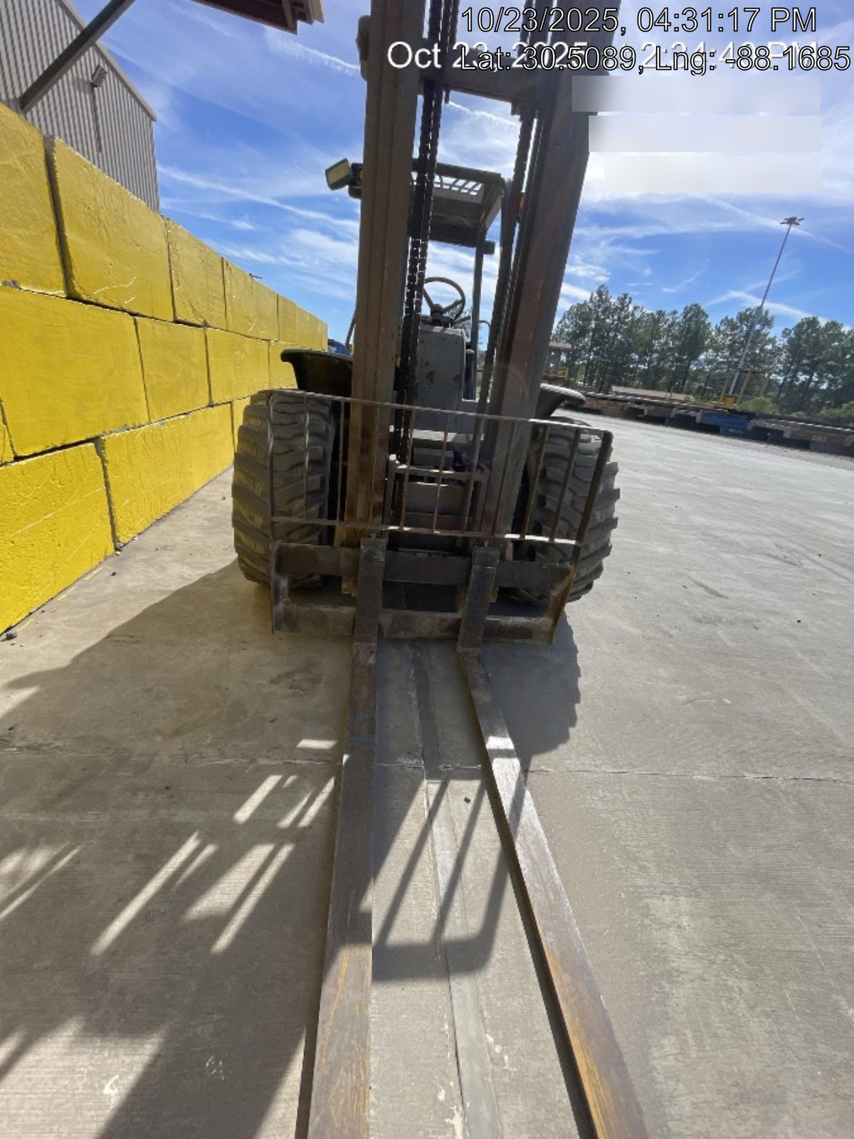 2019 CASE 588H