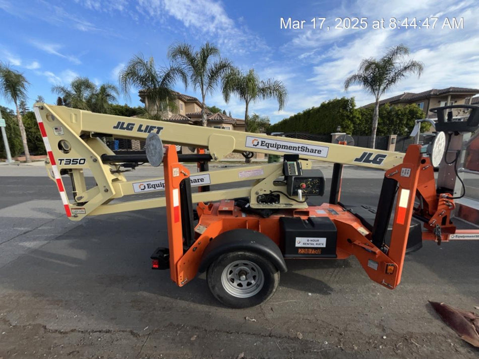 2022 JLG T350