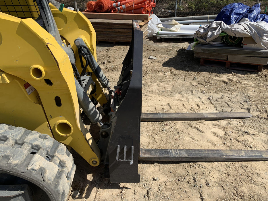 2019 PALADIN 48" Pallet Forks - Paladin