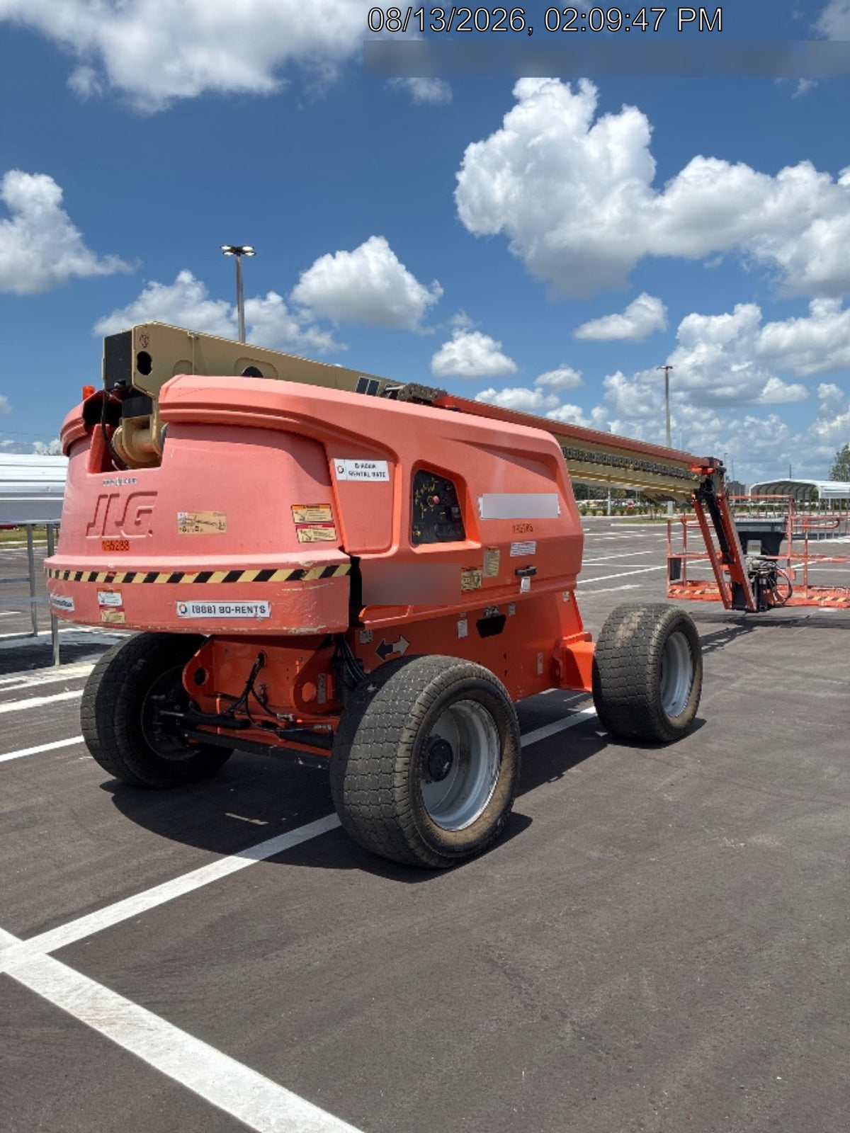 2021 JLG 660SJ