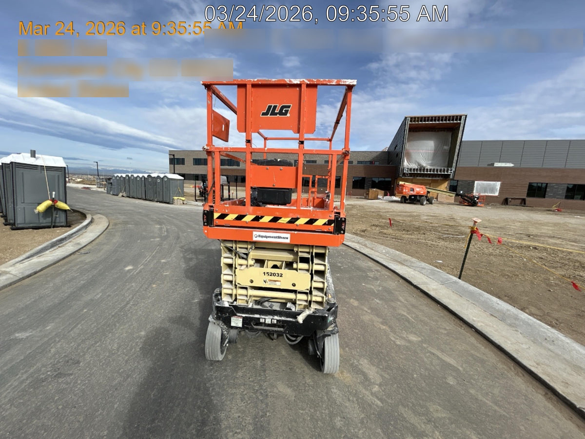 2021 JLG R3246