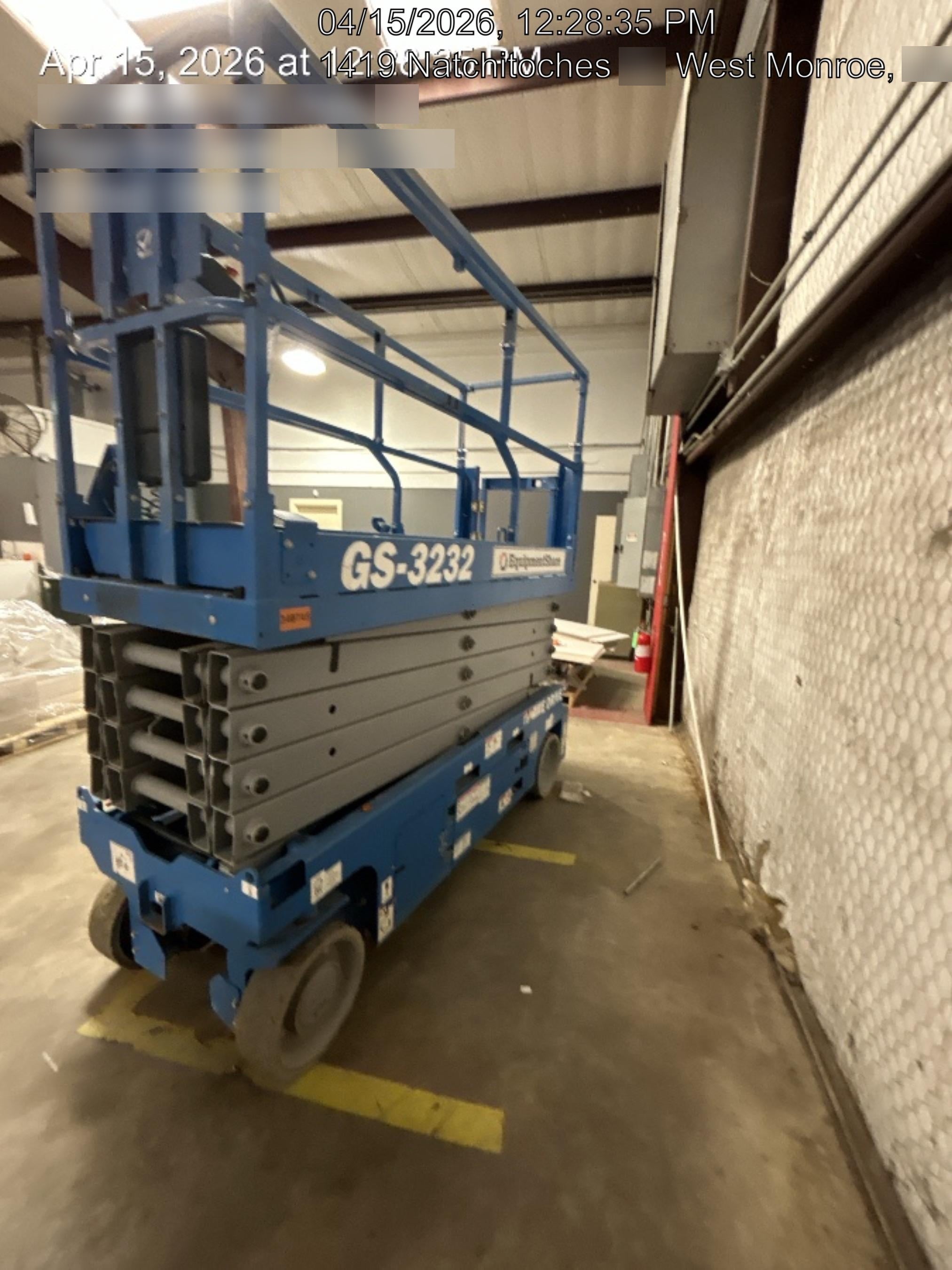2023 GENIE GS-3232