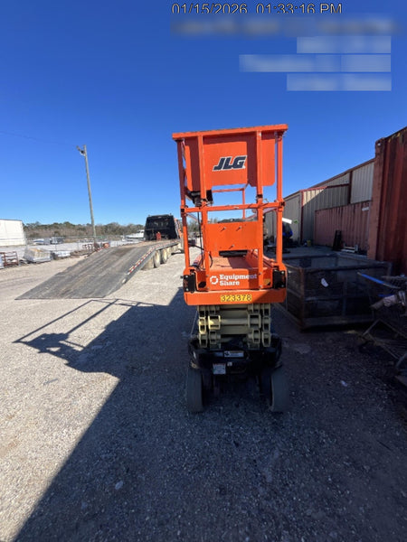 2023 JLG ES2632