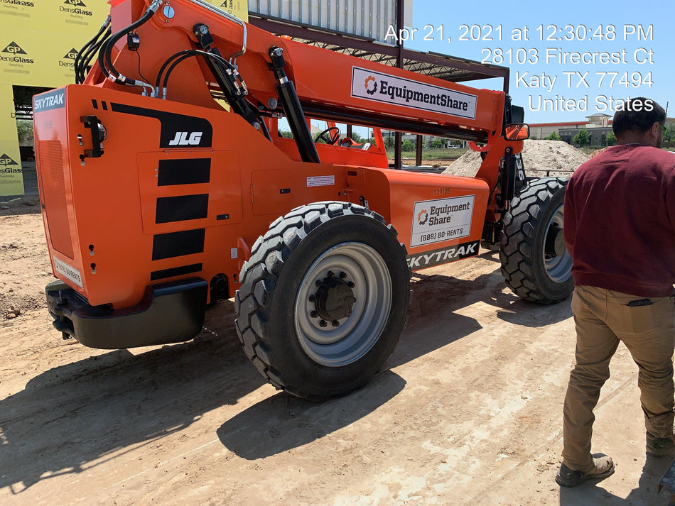2021 JLG 6036