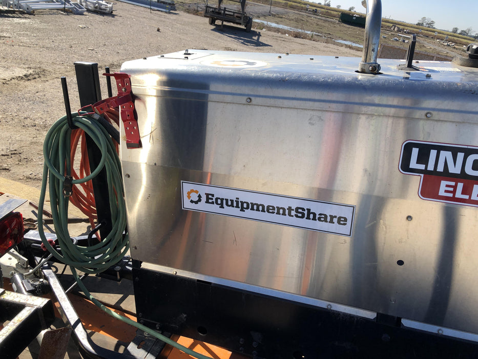 2019 Lincoln Electric Vantage 322 Welder Ready-Pak 3, Two wheel trailer, Fender and Light kit, Cable Rack