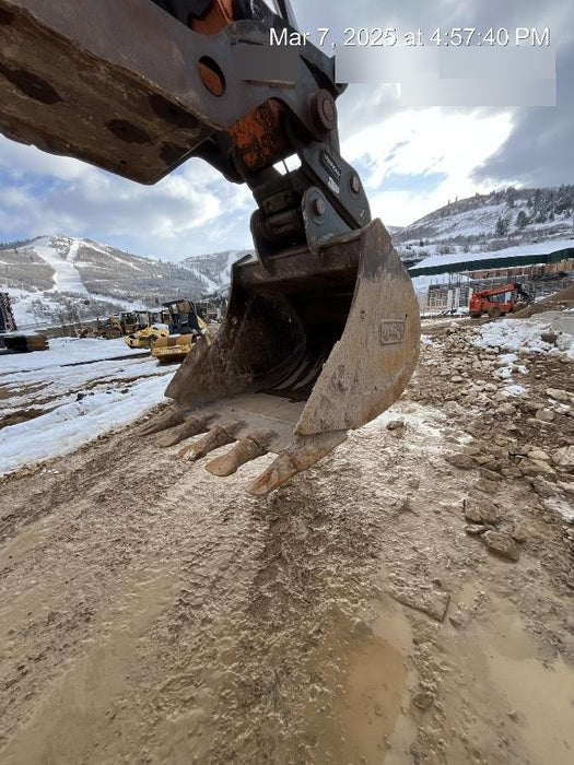 2020 DOOSAN 36"  Bucket - Doosan