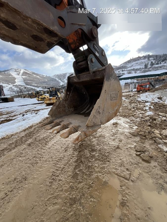 2020 DOOSAN 36"  Bucket - Doosan