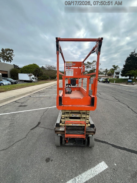 2022 JLG ES1932