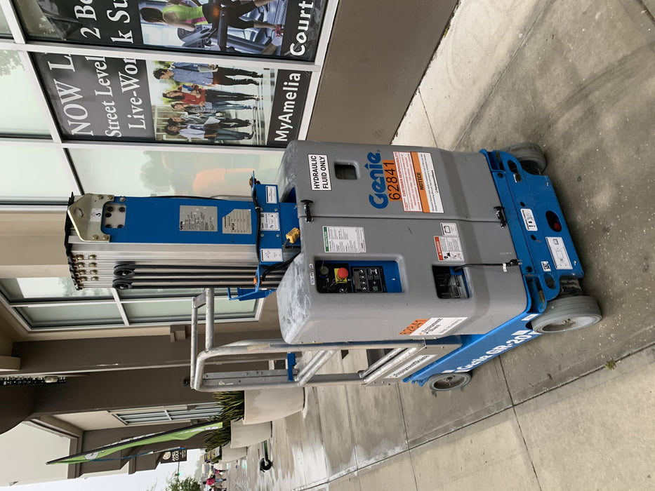 2019 GENIE GR-20