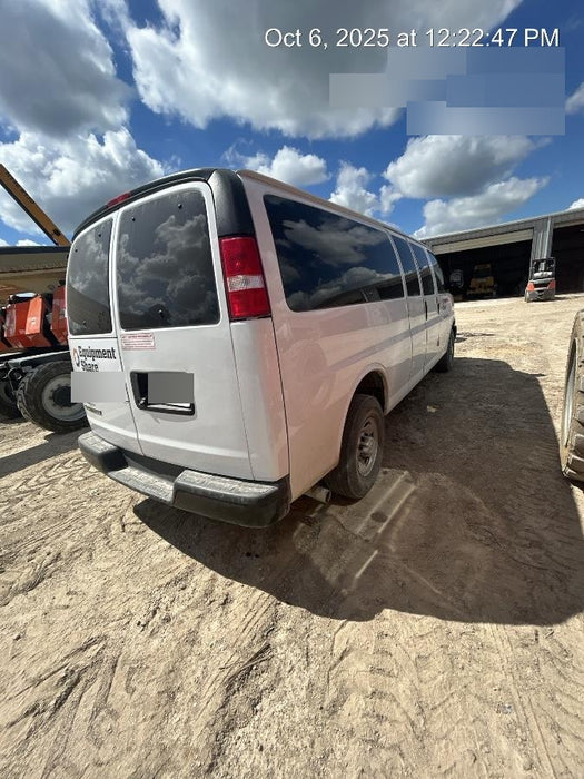 2023 CHEVROLET Express Van - Rental