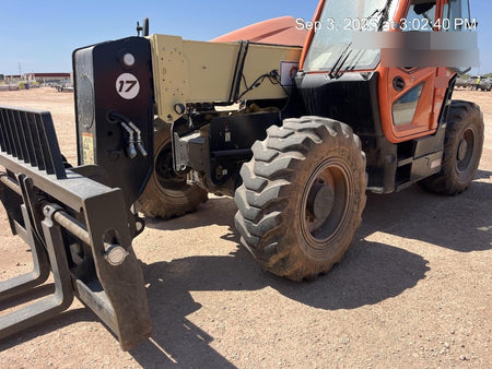 2022 JLG 1732