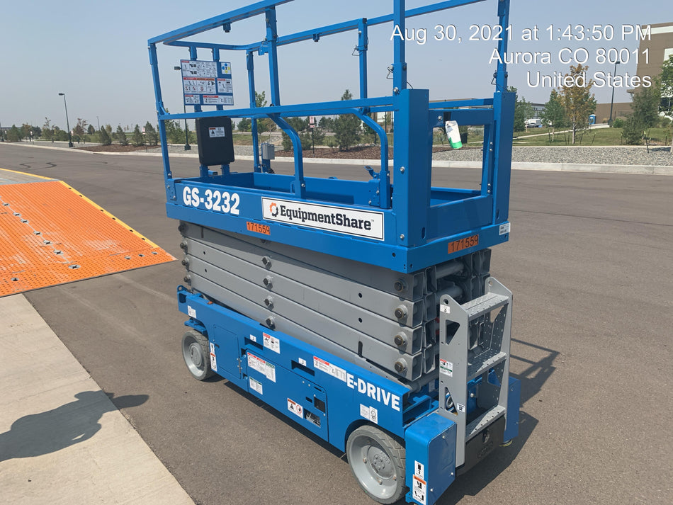 2021 GENIE GS-3232