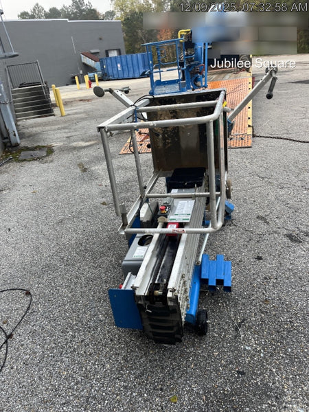 2019 GENIE AWP-30S