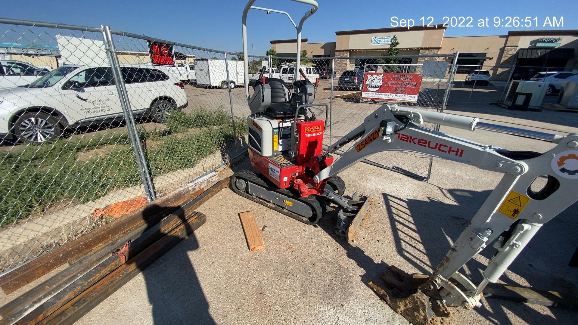 2022 TAKEUCHI TB210R