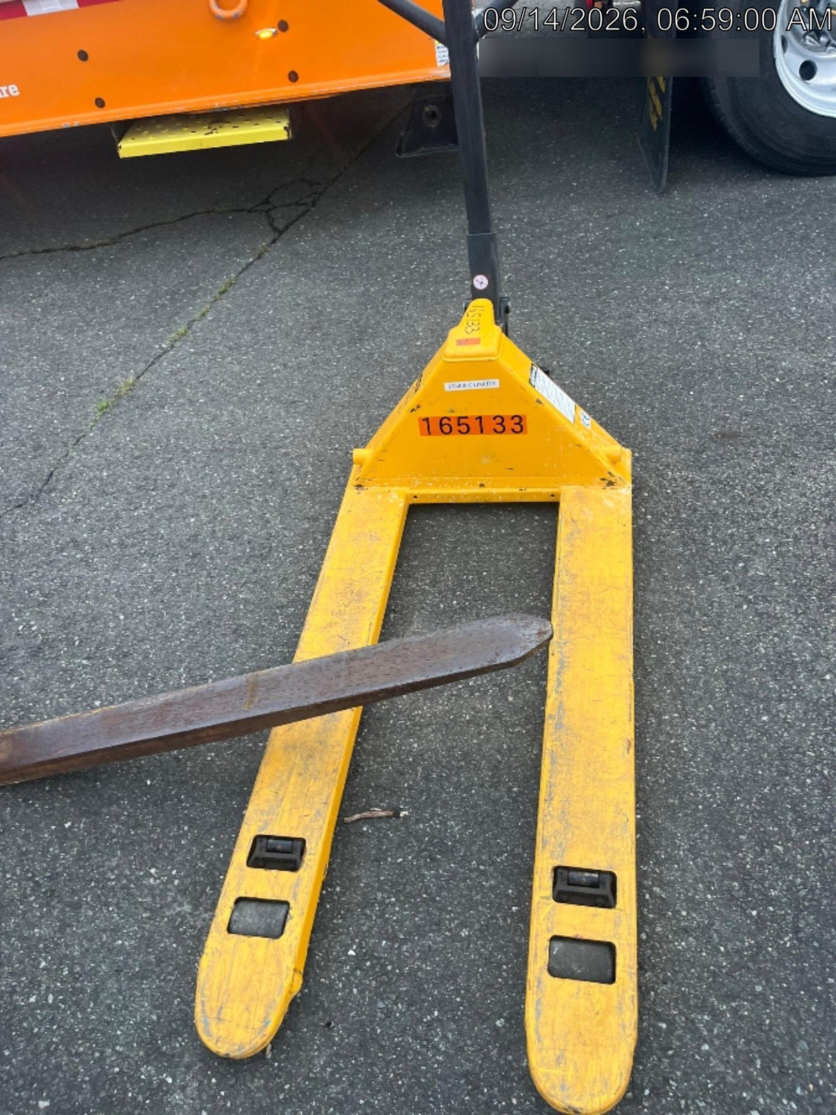 2021 ULINE 4400 lb Pallet Jack