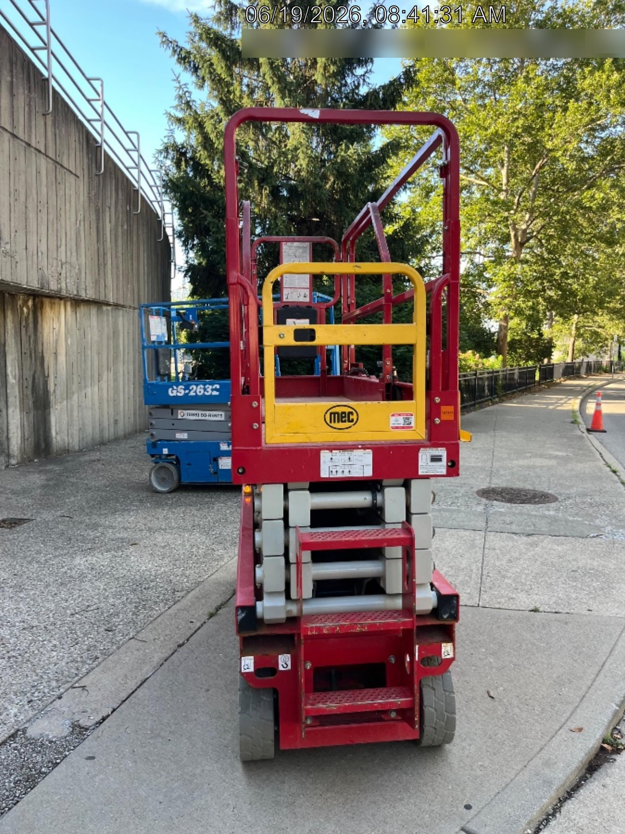 2021 MEC 2632SE