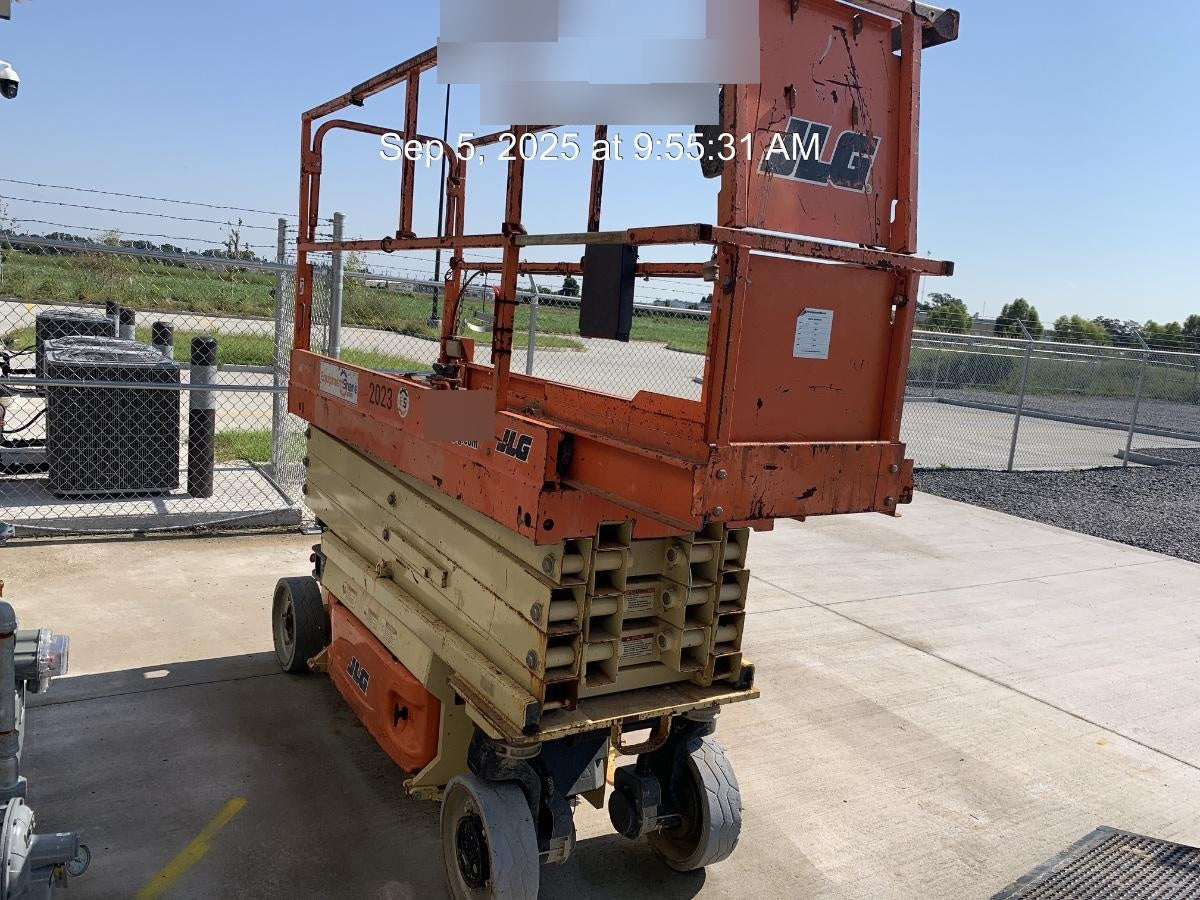 2016 JLG 2632ES