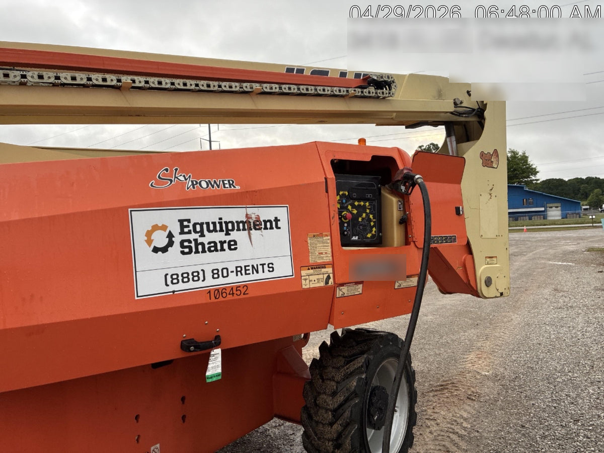 2020 JLG 800AJ