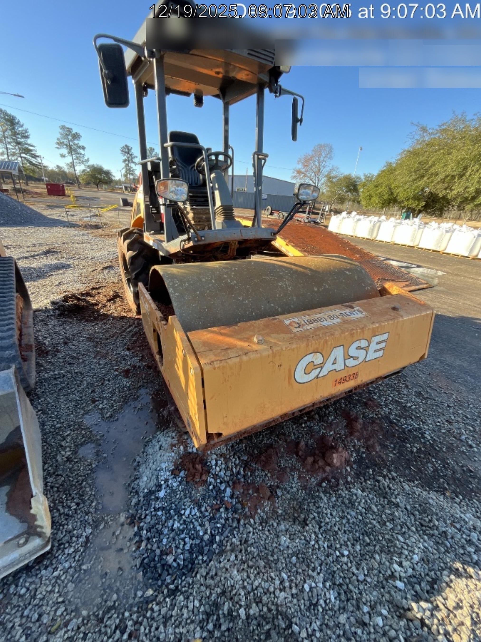 2020 CASE SV207E