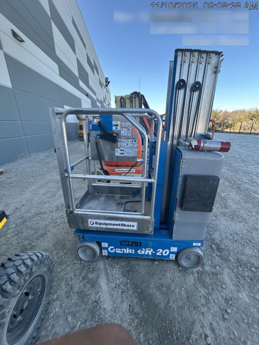 2021 GENIE GR-20