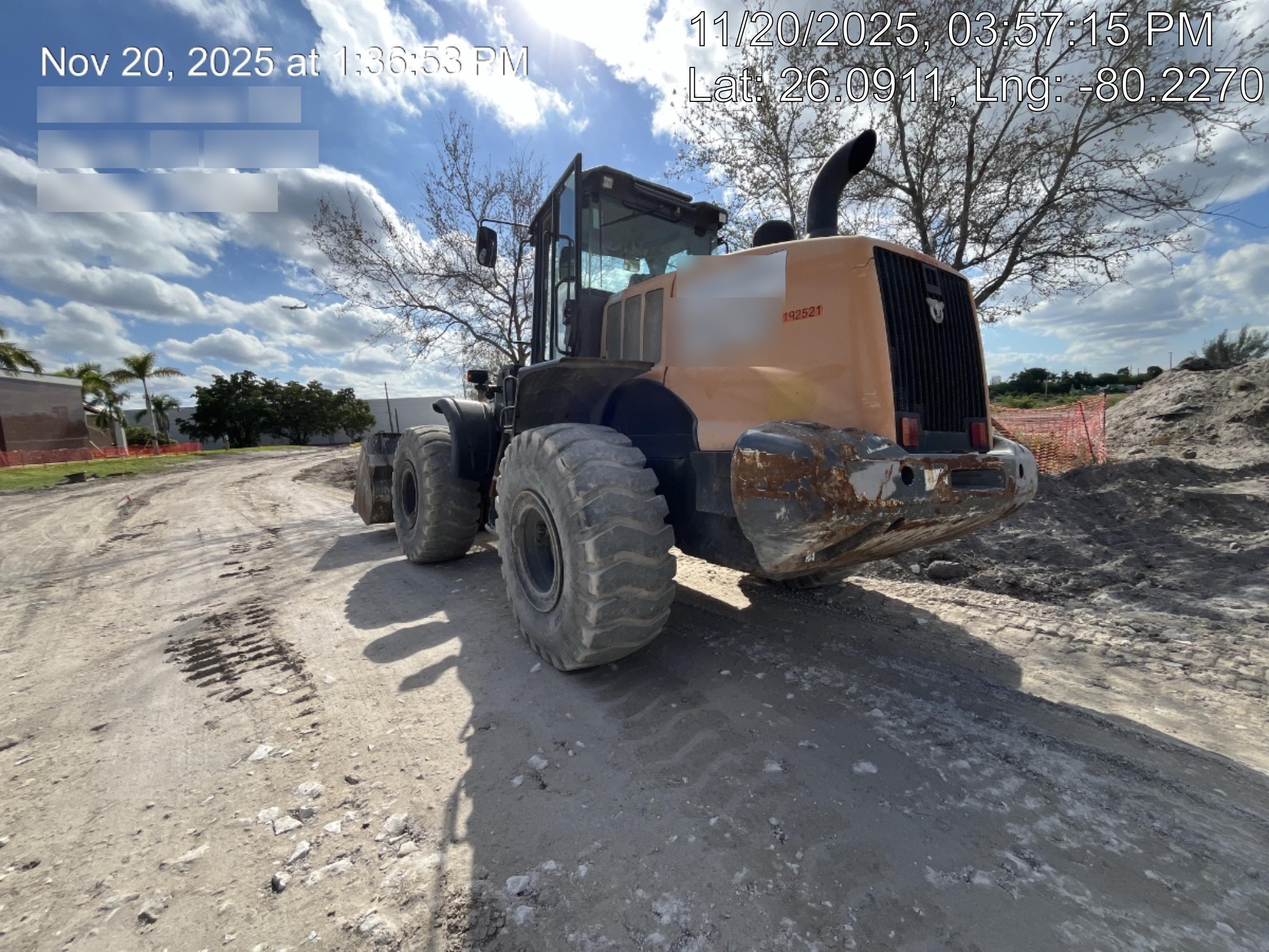 2018 Case 821G CLOSED CAB, 1 FUNCTION, JRB 418 STYLE HYD COUPLER