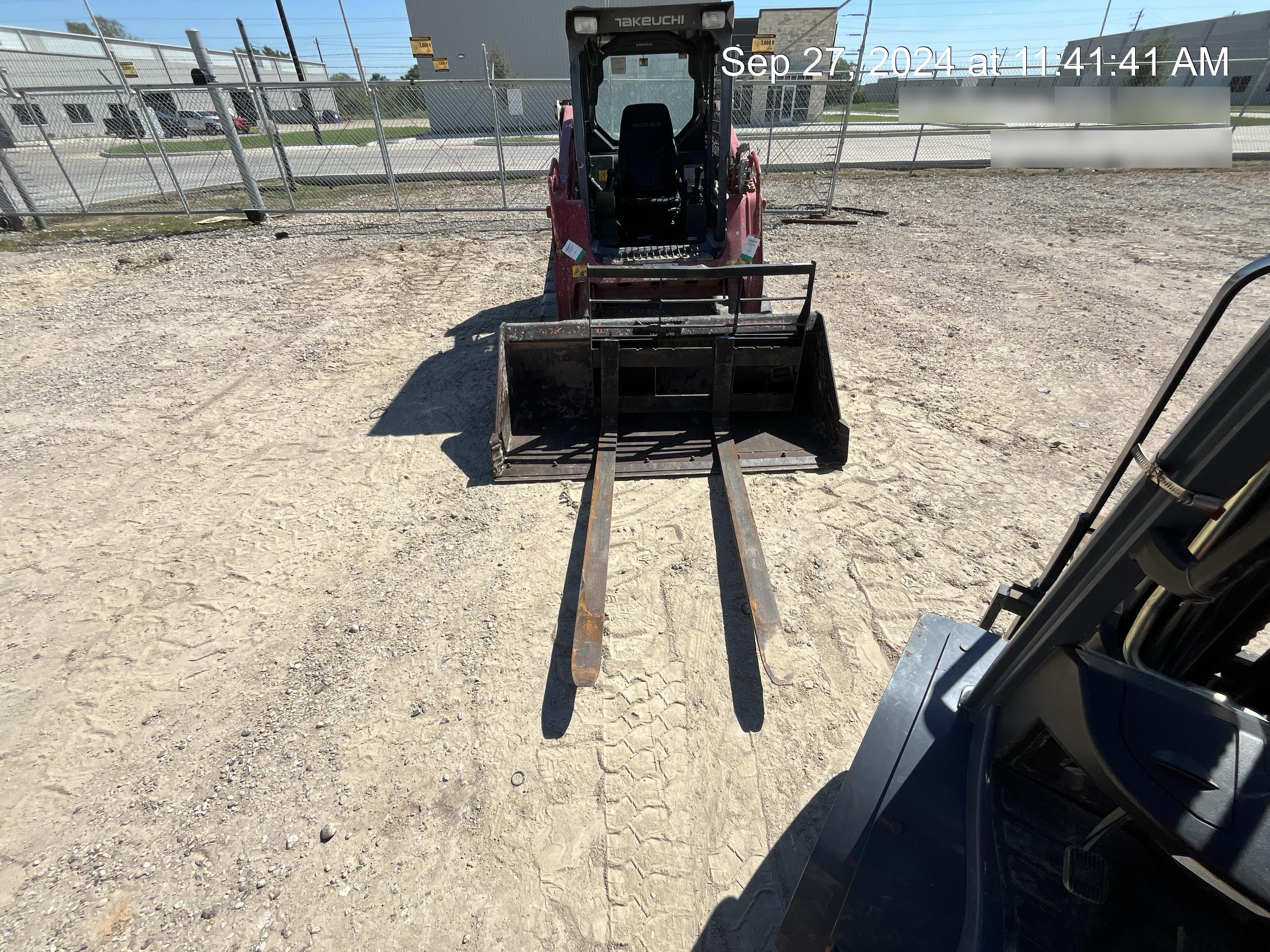2022 ARROW MATERIAL HANDLING 60" Pallet Forks - Arrow